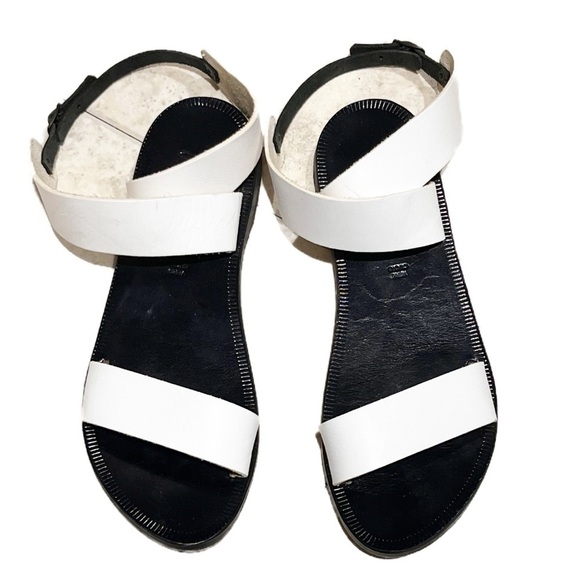 Joie a la Plage | Leather Open Toe Ankle Strap - Picture 1 of 2